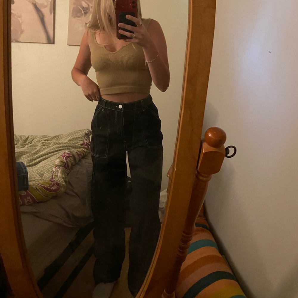 Oversized black cargo pants